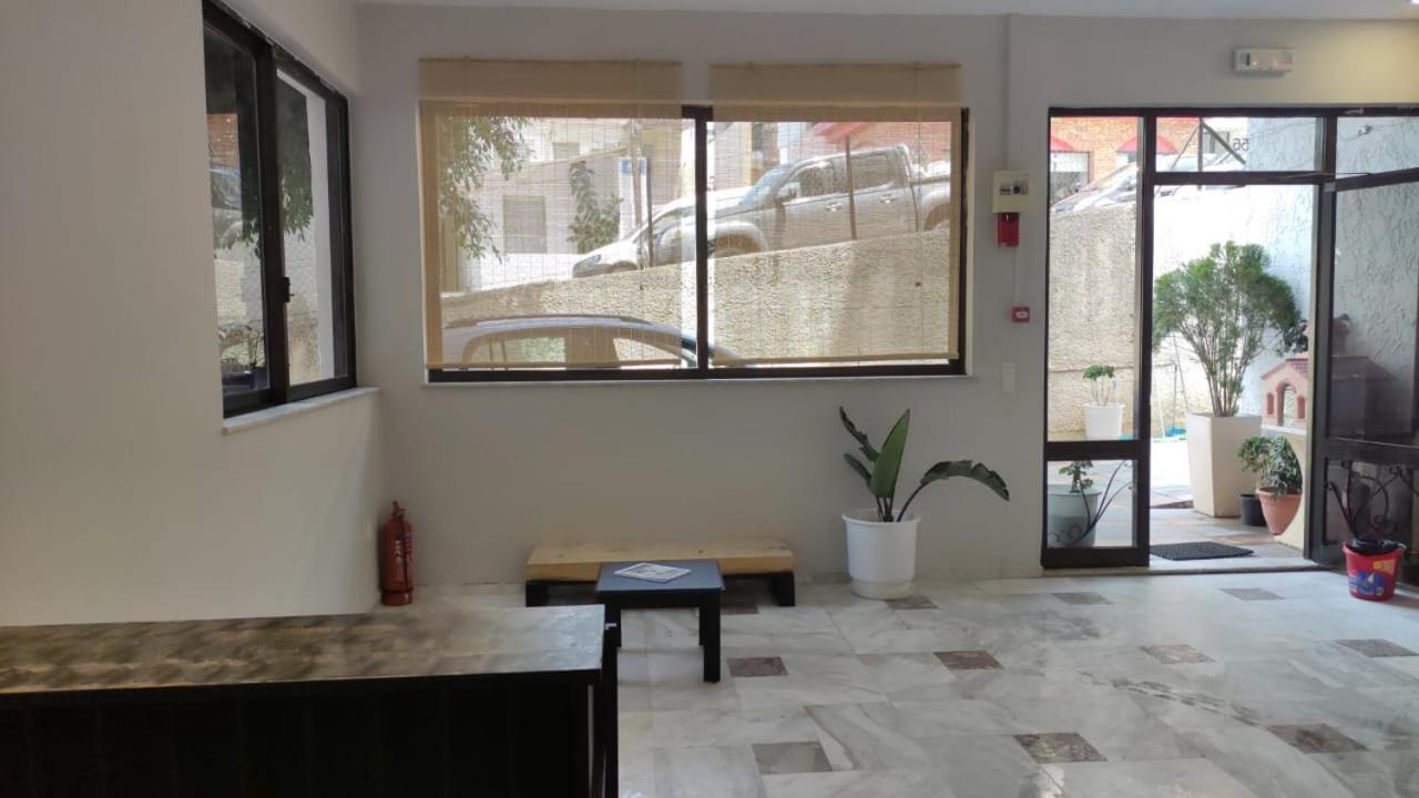 Amalthia Hotel Apartments Rethymno  Bagian luar foto
